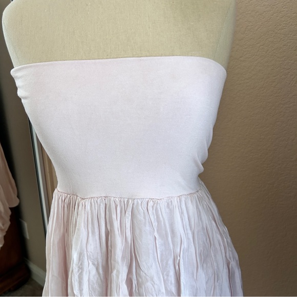 Beautiful Light Pink Silk Dress by JS MILLENIUM. Small - Picture 2 of 7